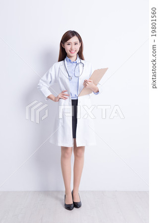 Smile woman doctor 19801560