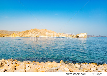 Coast of Baar Al Jisa (Oman, Muscat) 19808246