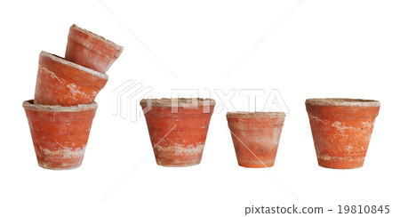 Old ceramic pots isolated Old ceramic pots isolated 19810845