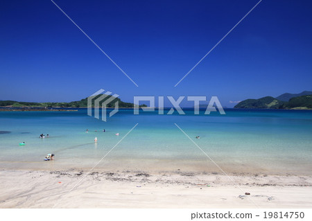 Persimmon Beach 1 Persimmon Beach 1 19814750