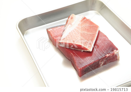 Naturally thawed frozen tuna 19815713