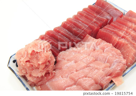 Assorted tuna sashimi 19815754