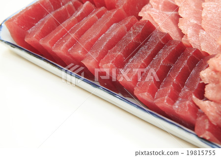 Assorted tuna sashimi 19815755