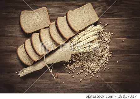 The Bread 19817317