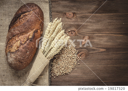 The Bread 19817320