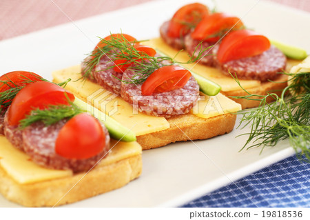 Sandwiches 19818536