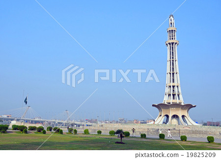 拉合爾的Minare巴基斯坦 19825209