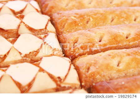 Puff pastry Puff pastry 19829174
