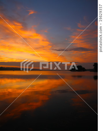 Sunset on the lake Sunset on the lake 19829357