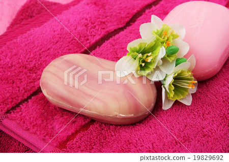 Towels, soaps, flowers Towels, soaps, flowers 19829692