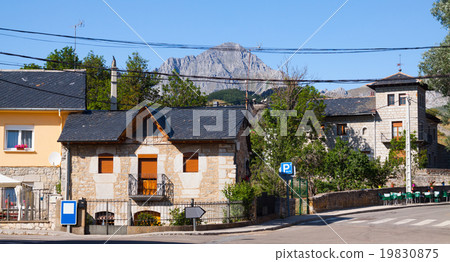 San Emiliano - town located in the province of Leon San Emiliano - town located in the province of Leon 19830875