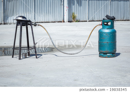 gas tank cylinder balloon connect with pan gas tank cylinder balloon connect with pan 19838345