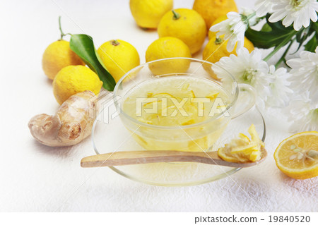 Yuzu tea and ginger 19840520