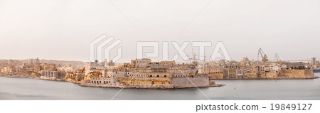 Panorama view of Senglea (Isla) city. Malta. Panorama view of Senglea (Isla) city. Malta. 19849127