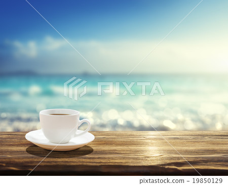 sea and cup of coffee 19850129