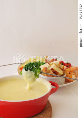 Cheese fondue (broccoli) 19851152