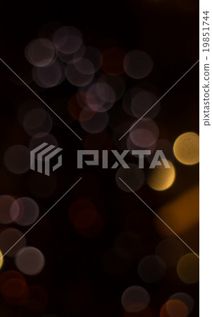 Lights out of focus, lens blur (lights, city) 19851744