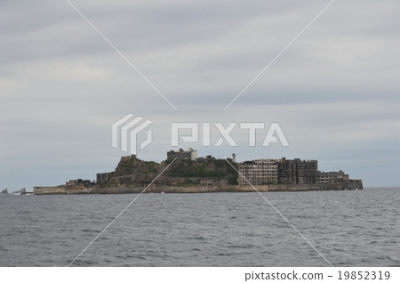 Battleship Island (Toshima) (Nagasaki-shi, Nagasaki prefecture) Battleship Island (Toshima) (Nagasaki-shi, Nagasaki prefecture) 19852319