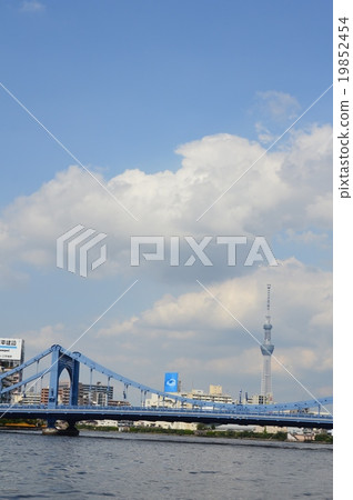 從隅川川(江東區中央區)的河邊看“清水橋”和“天空樹” 從隅川川(江東區中央區)的河邊看“清水橋”和“天空樹” 19852454