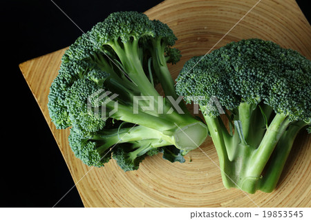  Broccoli Black Background 19853545