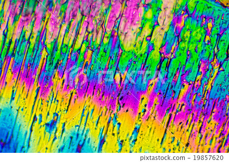 Photomicrograph of crystals of citric acid 19857620