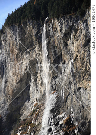 waterfall at Lauterbrunnen, Switzerland  19861475