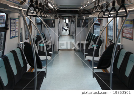 [NS] New Shuttle 2020 series (inside car) 19863501
