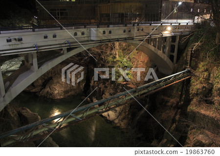 水木溫泉鎮“水上橋” 水木溫泉鎮“水上橋” 19863760