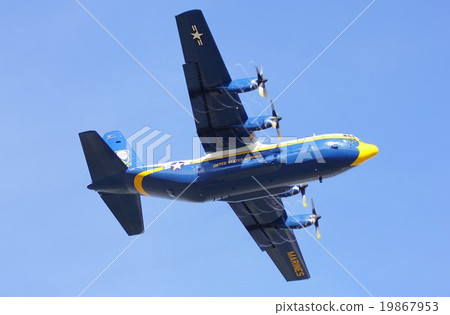 US Navy Acrobat Squadron who fly the blue sky of Texas KC-130T transport machine of Blue Angels US Navy Acrobat Squadron who fly the blue sky of Texas KC-130T transport machine of Blue Angels 19867953