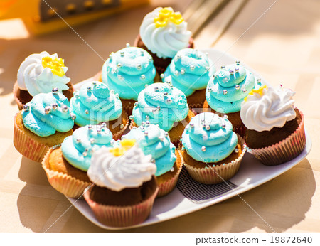 Sweet holiday buffet with cupcakes and other Sweet holiday buffet with cupcakes and other 19872640