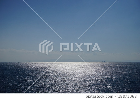 海面的光芒 19873368