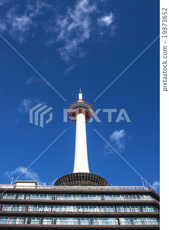 Kyoto Tower Kyoto gateway Kyoto tourist landmark 19873652