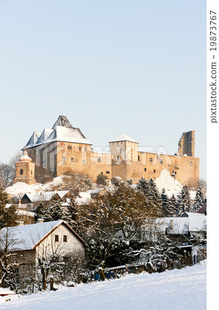 Lipnice nad Sazavou Castle in winter 19873767