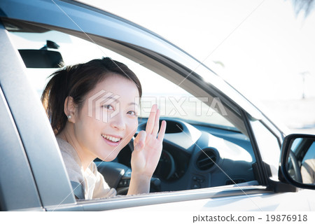 Driving women 19876918