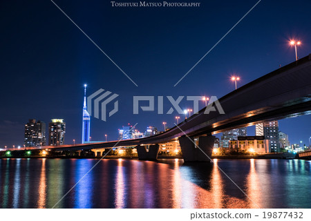 Fukuoka Tower and Muromi River 19877432