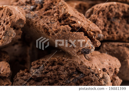 Cantucci with chocolate pieces 19881399