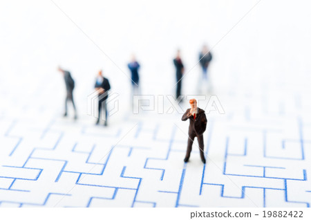 認為這是一個迷宮的商人 認為這是一個迷宮的商人 19882422