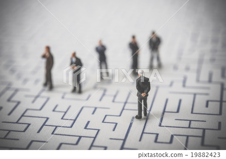 認為這是一個迷宮的商人 認為這是一個迷宮的商人 19882423