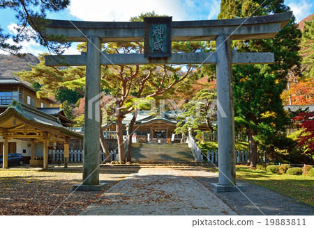 Hakodate walk: Three torii and palace Hakodate Hachimangu Shrine 19883811