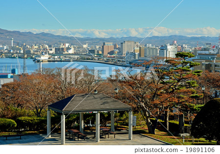 走在函館:從元町公園的函館港看 走在函館:從元町公園的函館港看 19891106