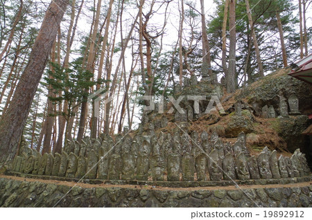 Matsumoto City Designated Important Cultural Property Shika Fujibake Area Fujiike's Hundred Kannon Stone Buddha Family Full Site 19892912