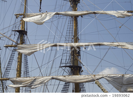 Mast of a tall ship Mast of a tall ship 19893062