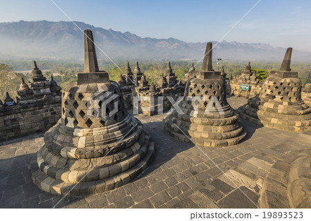 World heritage & the biggest bhuddist temple World heritage & the biggest bhuddist temple 19893523