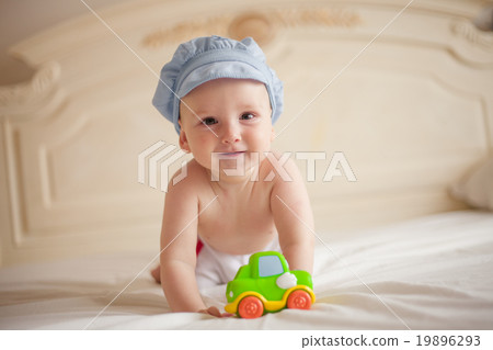 The baby on the bed The baby on the bed 19896293