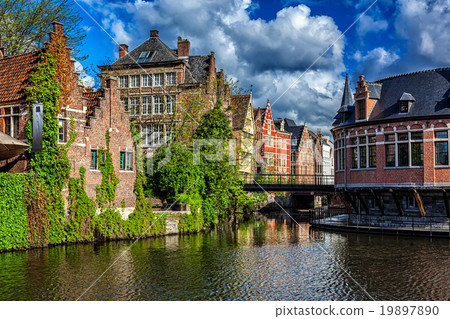 Ghent canal. Ghent, Belgium 19897890