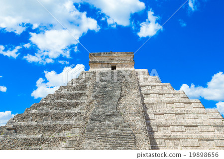 Kukulkan Pyramid in Chichen Itza Site, Mexico 19898656