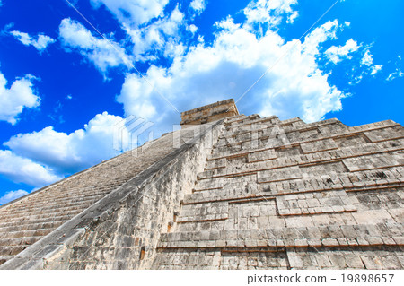 Kukulkan Pyramid in Chichen Itza Site, Mexico 19898657