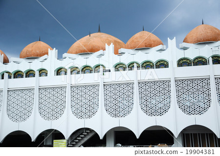 Perak State Mosque in Ipoh, Perak, Malaysia Perak State Mosque in Ipoh, Perak, Malaysia 19904381