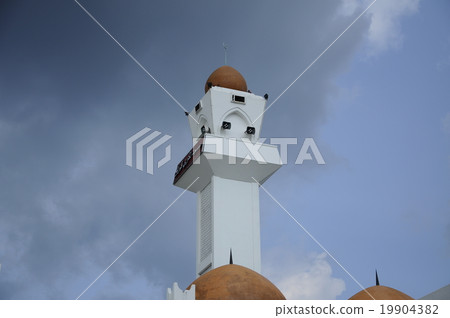 Minaret of Perak State Mosque in Ipoh, Perak, Mala Minaret of Perak State Mosque in Ipoh, Perak, Mala 19904382