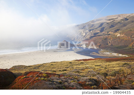 Great view of Big Sur California 19904435
